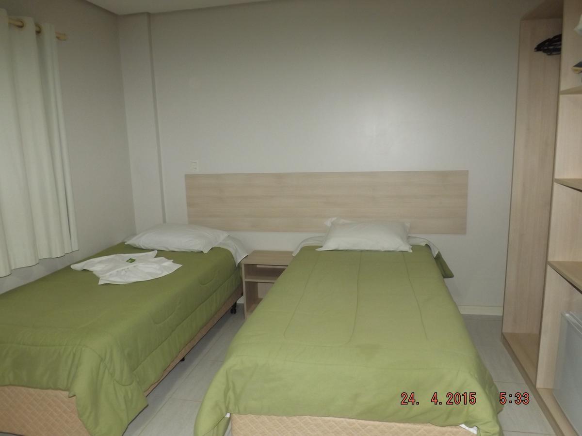 Me Toque Palace Hotel Nao-Me-Toque ภายนอก รูปภาพ